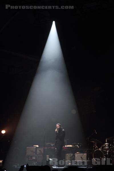 FATHER JOHN MISTY - 2015-10-31 - PARIS - Grande Halle de La Villette - 